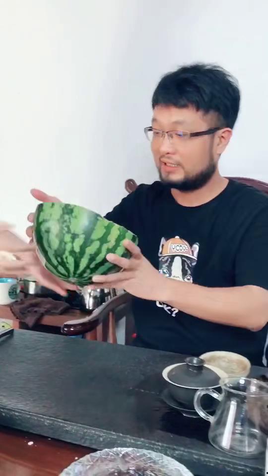 热点吃瓜bgm,揭秘娱乐圈幕后真相